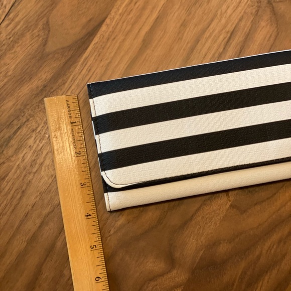 KUT from the kloth black and white wallet - Picture 5 of 5